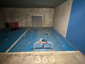 Grand parking sous-sol Cronenbourg