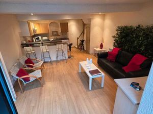 Maison 90 m2 T4 avec cour