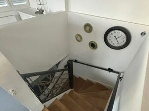 Maison de ville duplex 95 m² avec grand garage et parking sécurisé