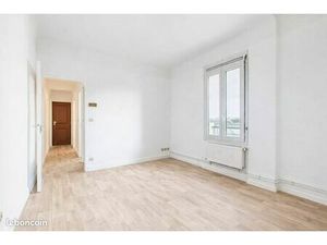 Location Aubervilliers 40m² - 1050e