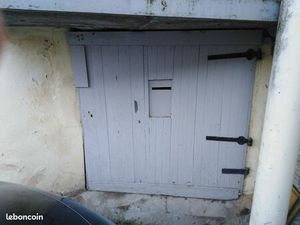 Garage de 10m2 en plein centre ville de rouanne 42300