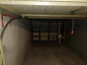 Garage fermé Sophia Garbejaïre