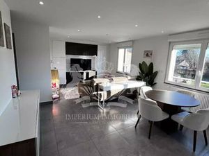 RARE T2 56m² AVEC JARDIN PRIVATIF  TERRASSE  GARAGE & POTENTIEL T3