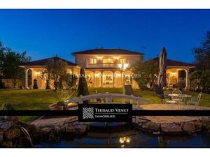 Maison de 7 pièces de luxe en vente à Bourg-en-Bresse  France