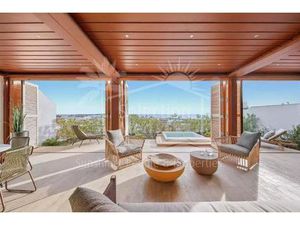 Cannes – Villa sur le toit d’exception  à quelques pas du Vieux Port  de la Croisette et..