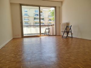 Location appartement 2 pièces 56 m² à Nice (06000)