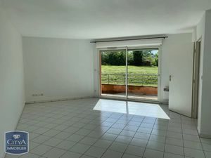 Appartement à louer 2 pièces 48.42 m² - Exireuil (79) - 480€
