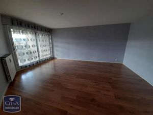 Appartement à louer 2 pièces 60.45 m² - Riom (63) - 876€