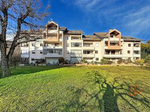 Appartement Divonne Les Bains 5 pièce(s) 200 m2