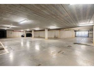 Ondergrondse autostaanplaats te koop op centrale locatie te Deurne!