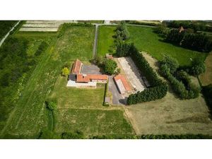 Prachtige hoevewoning met loods en bouwgrond op 2 7 hectare