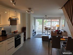 Thonon: : T3 calme  climatisé en duplex avec terrasse prêt et équipé à recevoir 4 personne
