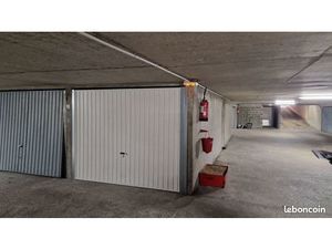 Garage fermé près gare Part Dieu et Cours Lafayette