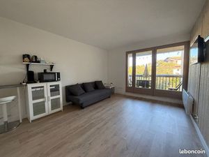 Studio 25m2 à louer à l’année - Penon