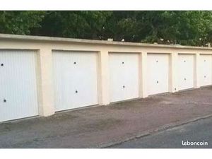 Recherche garage ou grange à louer ou à vendre