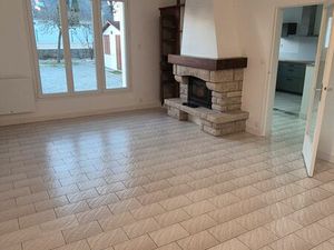 Maison jullouville en location annuelle