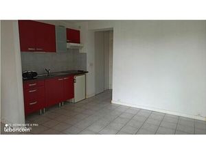 Studio 1 pièce 26 m²