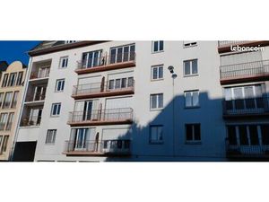 Jolie T1 en bas du quartier de l'abbaye au dame