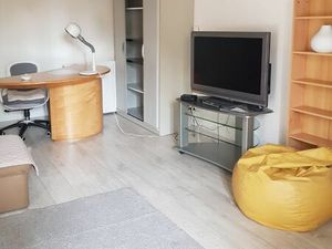 Charmant studio avec mezzanine charges comprises