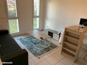 Location Studio entièrement meublé