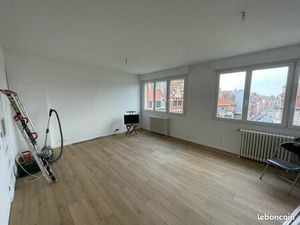 T2 rénové place Turenne