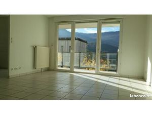 T3 Rue Ampère à GRENOBLE