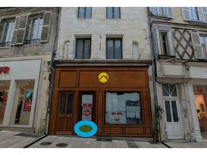 Vente maison 4 pièces 109 m² Bourges (18000)