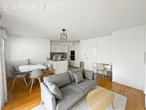 Appartement 3 pièces meublé – Centre-ville d’Issy-les-Moulineaux – 65 m² avec balcon