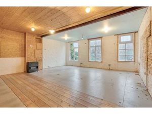 Commercieel gelijkvloers met achterliggend werkplaats