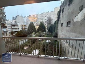 Location Appartement 1 pièce 28m² PARIS 18ème