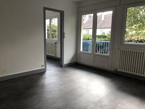 Location Appartement 3 pièces 58m² COUTANCES 50200