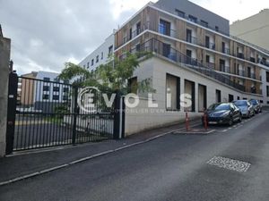Local d'activité 285 m² à Vanves - Rare opportunité proche de Paris