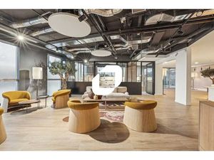 A LOUER  IMMEUBLE DE BUREAUX RENOVES AVEC DOUBLE ADRESSE