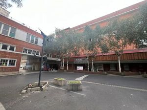 À LOUER – Cellule d'entrepot de 4600 m² environ