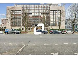 A VENDRE  RARE SUR LE SECTEUR