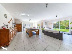 Vente Maison à Nesmy (85310) : à vendre / 216m² Nesmy