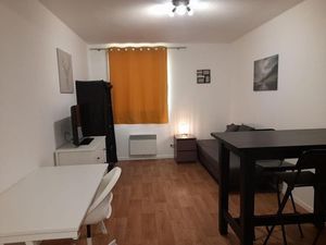 Location appartement 1 pièce 21 m² à Lille (59000)