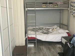 T1 bis meublé 28m2 – Idéal étudiant / jeune actif – Tram A Berriat Le Magasin