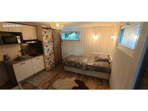 Studio - voir description