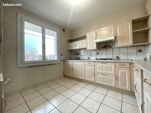 APPPARTEMENT T3 AVEC GARAGE – 69.34m² - VILLEURBANNE