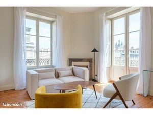 Grand et beau T2 bis de 57 m2 meublé entièrement rénové