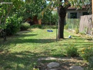 Chambre 5 pièces 130 m²