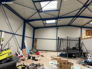 Local d’activité + appartement f2