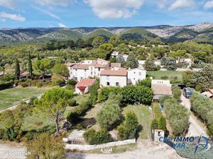 Propriété 3 pièces 103 m²