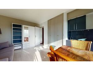 Studio meublé avec balcon - Immeuble Le Président