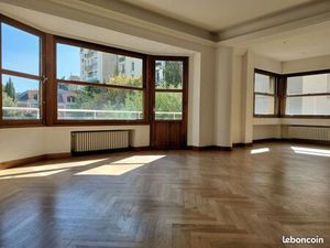Appartement 5 pièces 121 m²