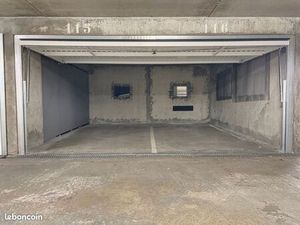 Parking/box 24 m² LYON