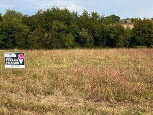 Terrain constructible viabilisé à vendre
