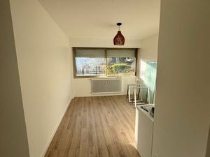 Local professionnel 18m2 Lyon 1