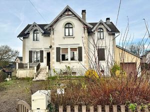 Vente maison 7 pièces 124 m² Lure (70200)